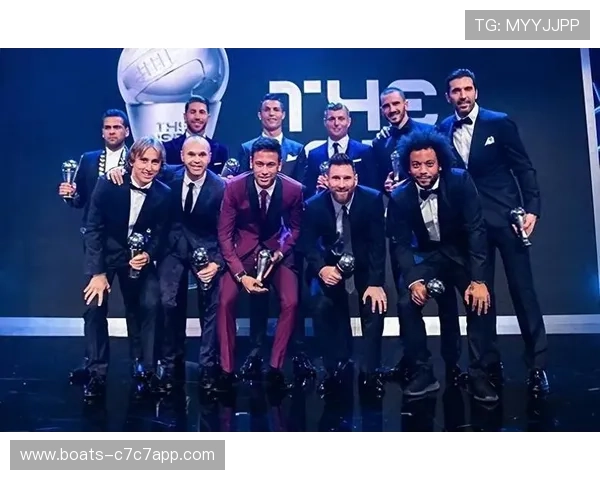 足球巨星风采盘点 从梅西到C罗谁才是足坛最强人物